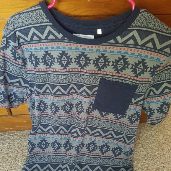 On The Byas tshirts - Picture 3 of 4